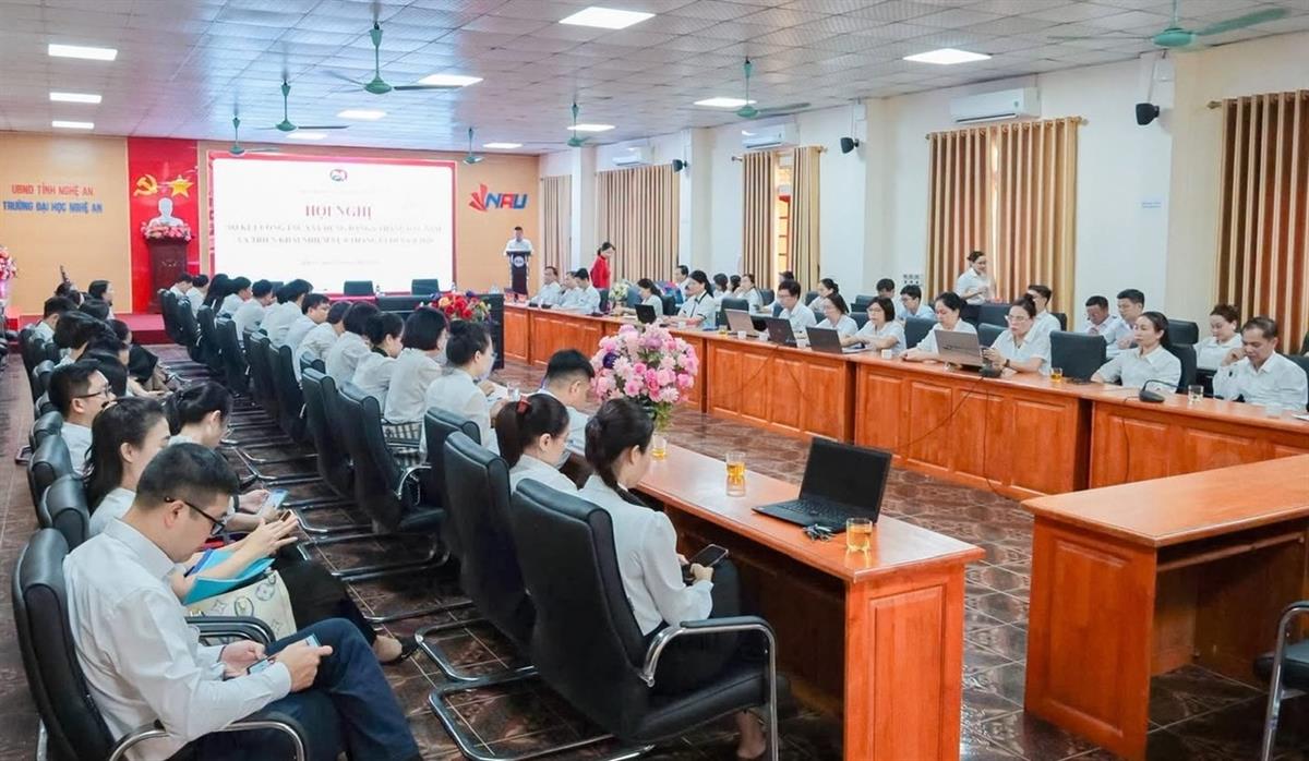 ĐẢNG ỦY TRƯỜNG ĐẠI HỌC NGHỆ AN TỔ CHỨC HỘI NGHỊ SƠ KẾT CÔNG TÁC ĐẢNG 6 THÁNG ĐẦU NĂM VÀ TRIỂN KHAI NHIỆM VỤ 6 THÁNG CUỐI NĂM 2026