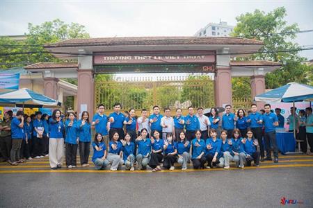 SINH VIÊN KHOA TIỂU HỌC -TRƯỜNG ĐẠI HỌC NGHỆ AN: NHIỆT HUYẾT VÀ TRÁCH NHIỆM TRONG CHIẾN DỊCH 