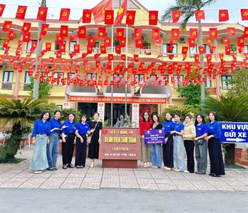 🌸 KHI TRÁI TIM NHÀ GIÁO CHẠM ĐẾN NHỮNG MẢNH ĐỜI KHÁT YÊU THƯƠNG