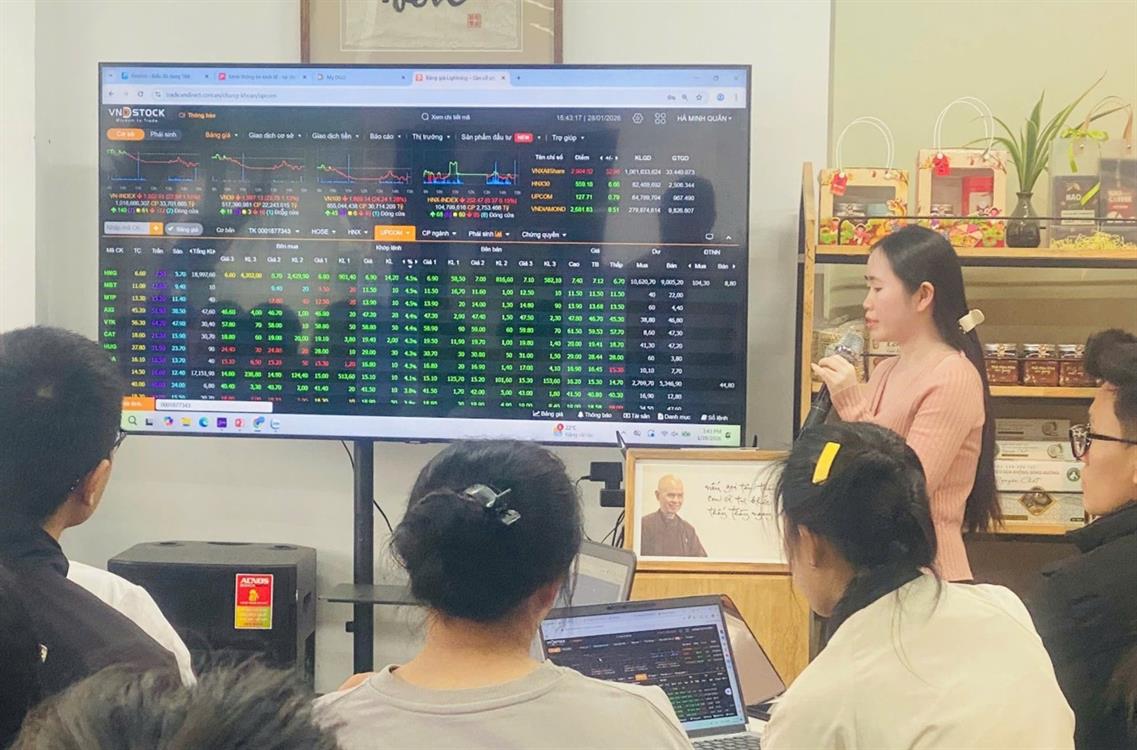 Không khoảng cách với thị trường: Chân dung sinh viên Tài chính – Ngân hàng, trường Đại học Nghệ An thời đại mới